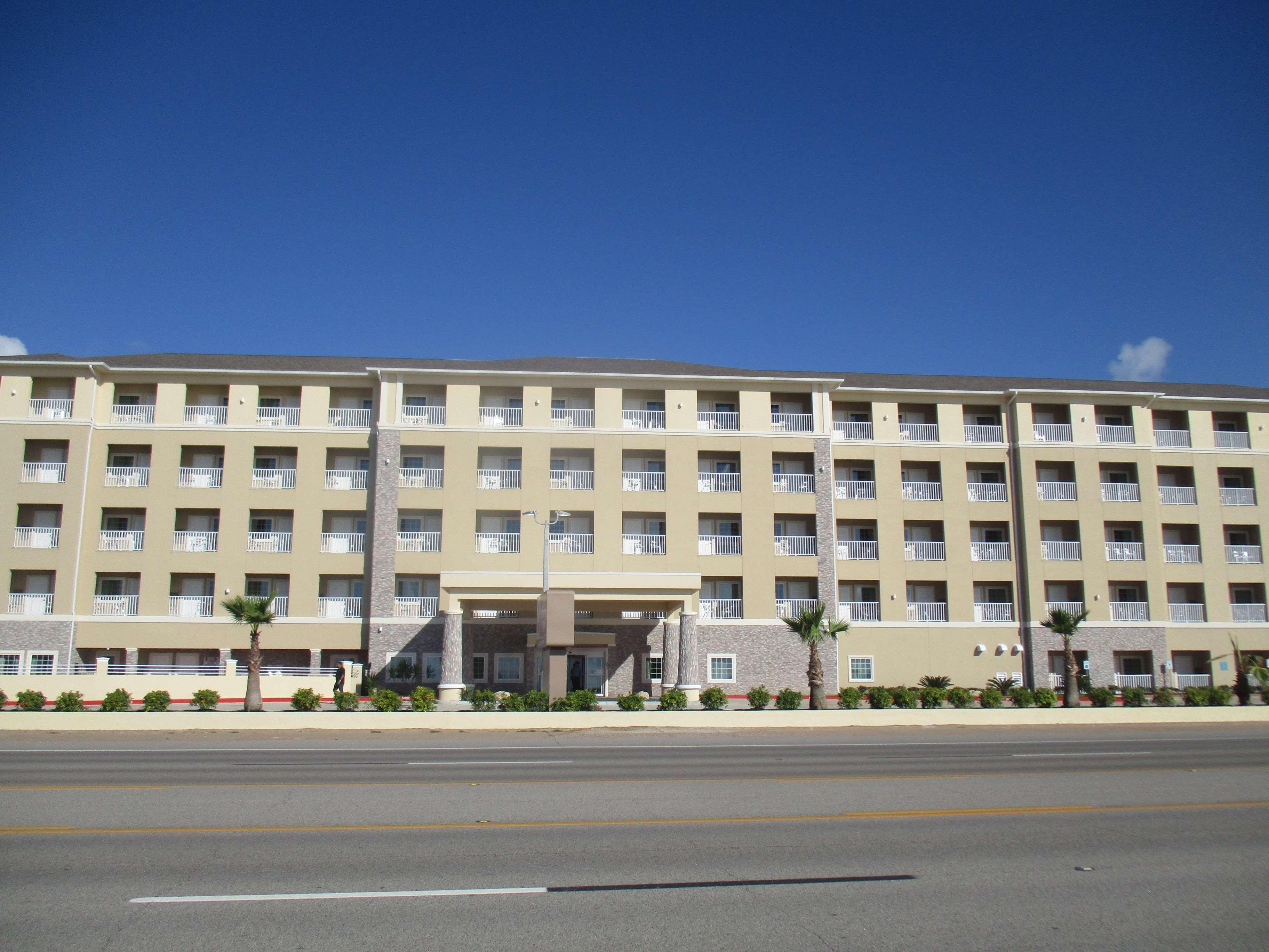 Days Inn & Suites By Wyndham Johnson City Exterior photo